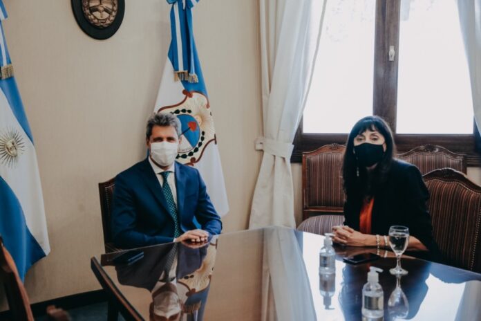 unac y ministra