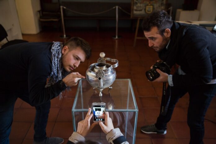 Abrió-la-inscripción-para-el-Curso-Virtual-“Registro-Fotográfico-de-Bienes-Culturales”-1024x683 Curso fotográfico