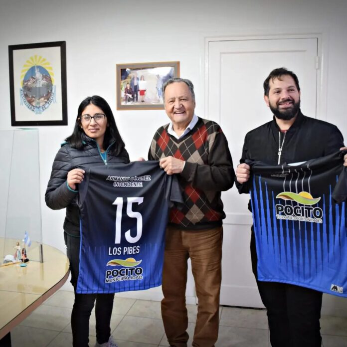 359840499_623575909869863_6974269152296643991_n Indumentaria deportiva