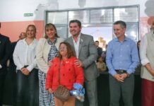 Orrego encabezó la entrega de más de mil anteojos en San Martín y destacó la igualdad de oportunidades en San Juan