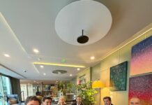 Orrego expuso sobre energía y minería ante inversores europeos en París